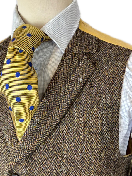 Dumfries Waistcoat Detail